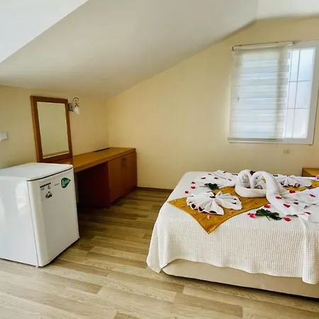 Nature Doga Oeluedeniz Hotel 2*